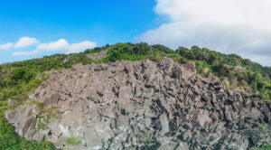 鹿巢山 • 石林