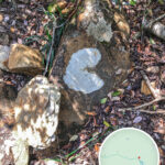 石頭 • 心形圖騰